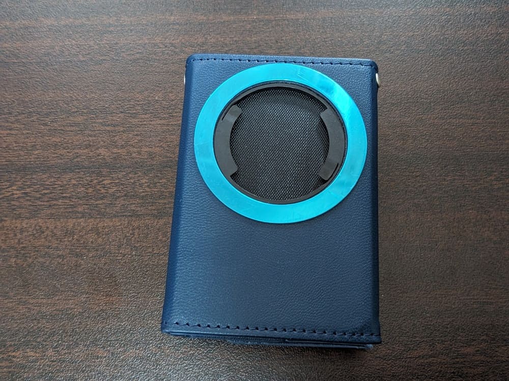 MagSafeリングをand Wに貼り付けた画像
