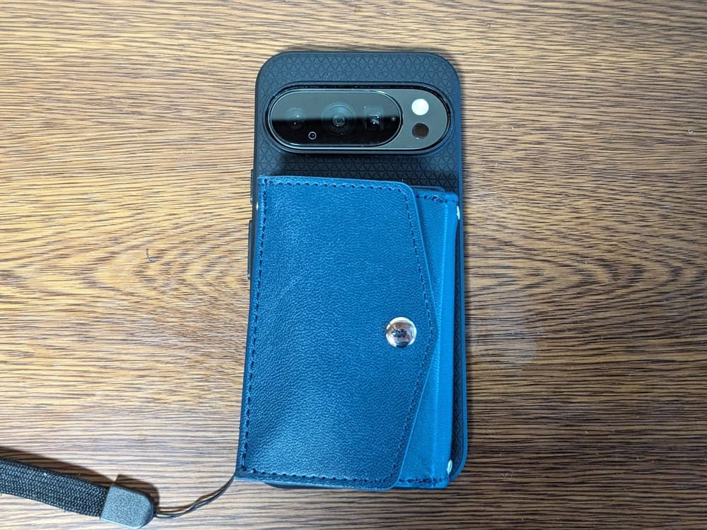 and wをスマホに装着した画像