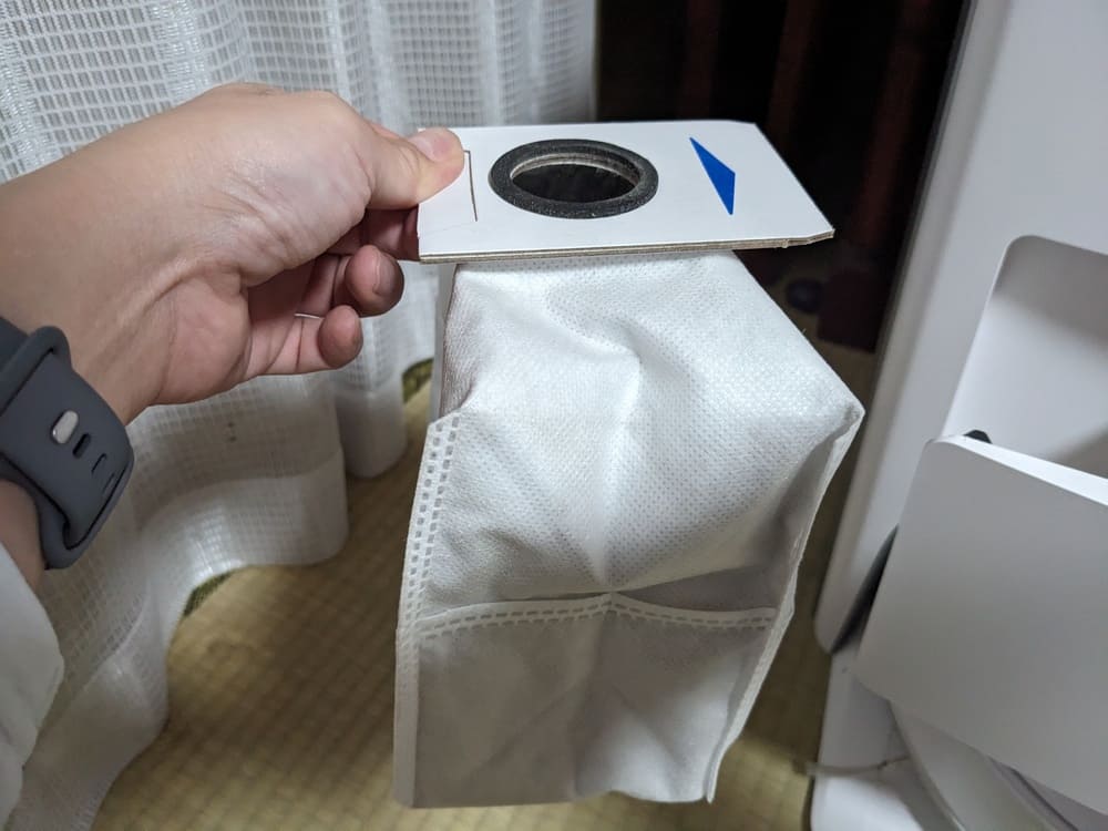 「DEEBOT T10 OMNI」の紙パックの画像